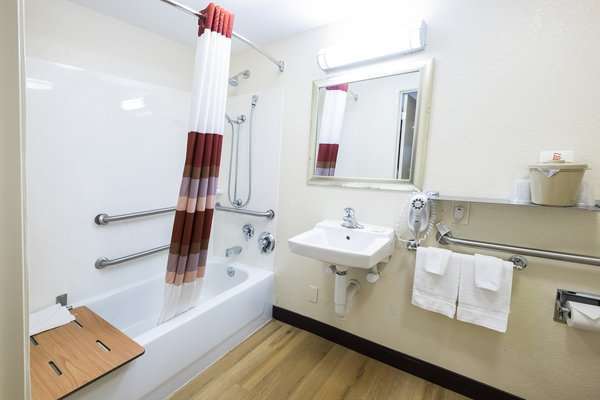 Red Roof Inn Cincinnati East - Beechmont Cherry Grove Habitación foto